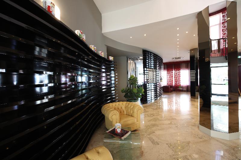 هتل Grande Albergo Maugeri