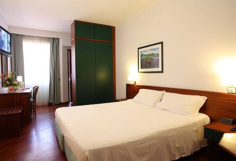 هتل Grande Albergo Maugeri