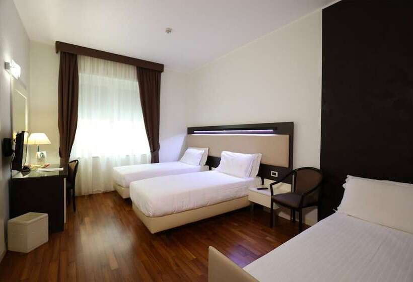 هتل Grande Albergo Maugeri
