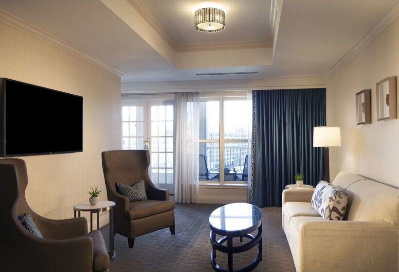 هتل Hilton Alexandria Old Town