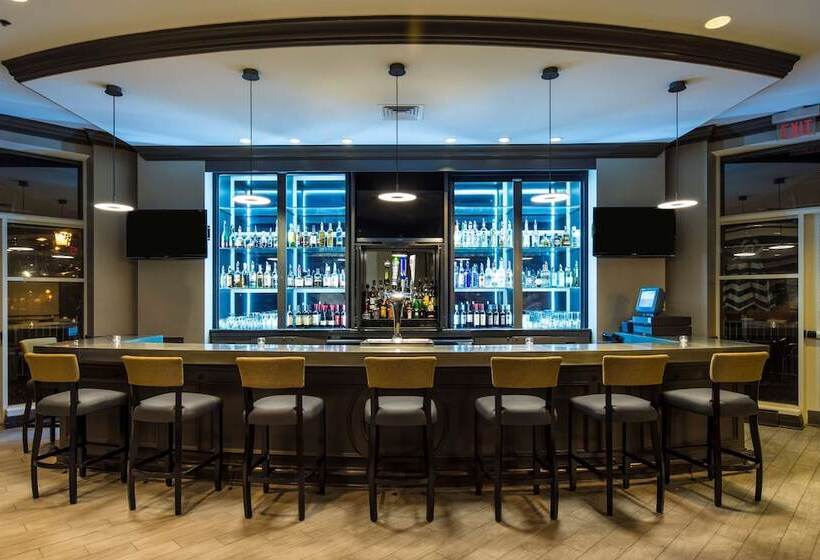 هتل Hilton Alexandria Old Town