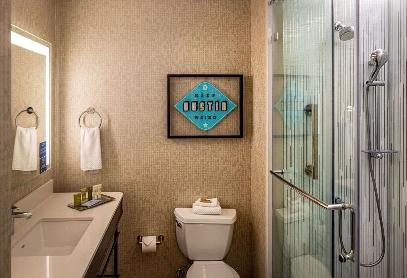 هتل Hilton Austin Airport