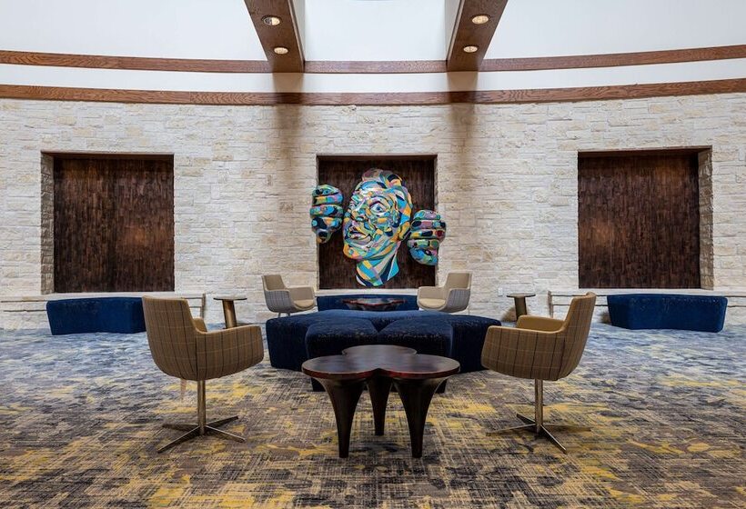 هتل Hilton Austin Airport