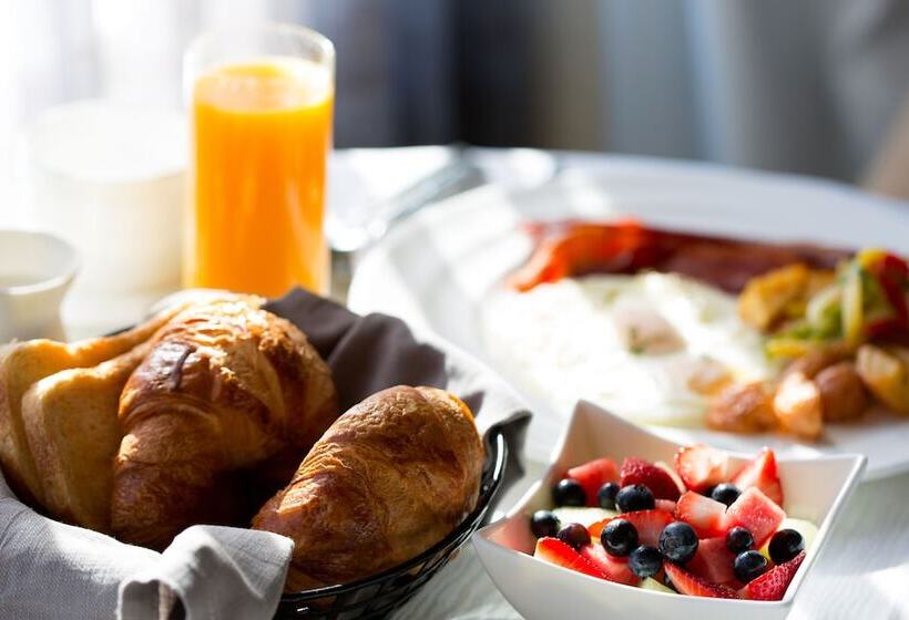 هتل Hilton Austin Airport