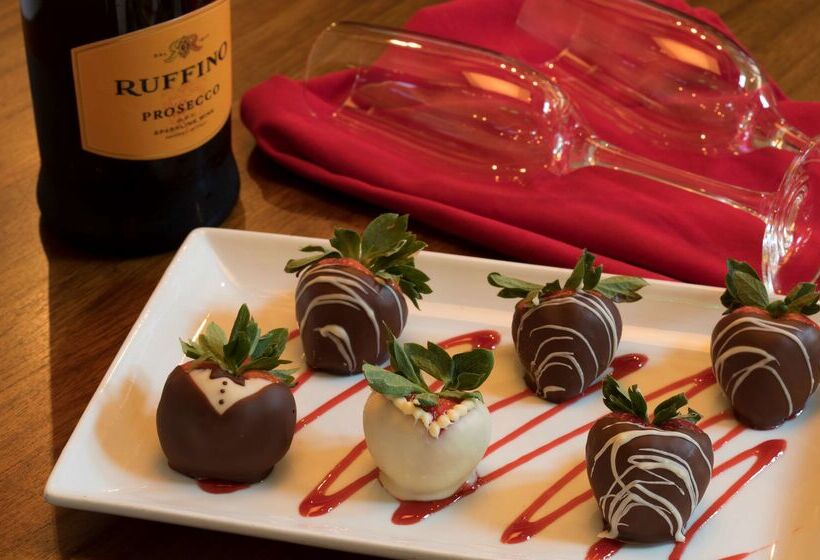 בית מלון כפרי Hilton Daytona Beach Oceanfront Resort