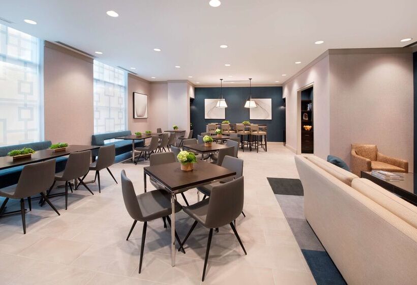 هتل Hilton University Of Florida Conference Center Gainesville