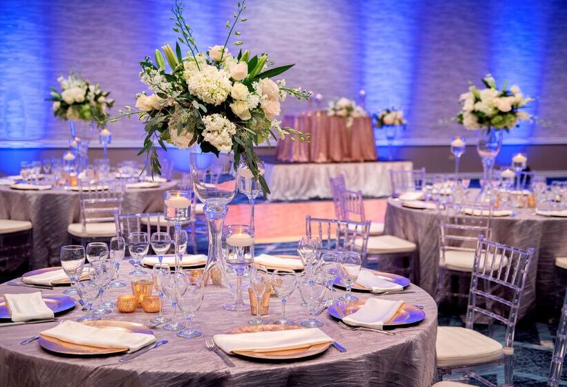 هتل Hilton University Of Florida Conference Center Gainesville