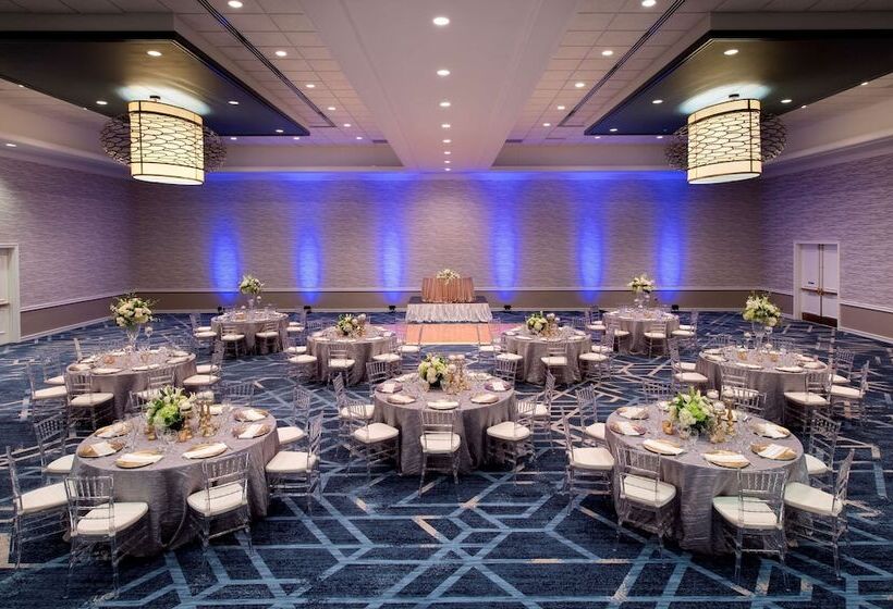 هتل Hilton University Of Florida Conference Center Gainesville