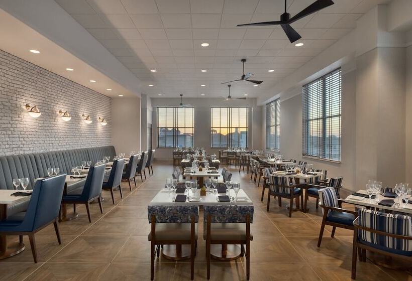 هتل Holiday Inn & Suites Ocean City, An Ihg