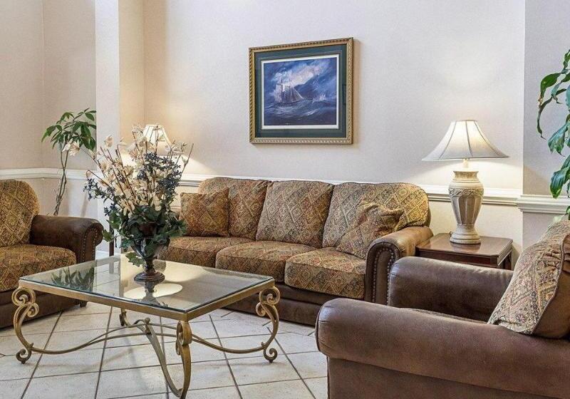 בית מלון כפרי Holiday Inn Express   Gloucester, An Ihg