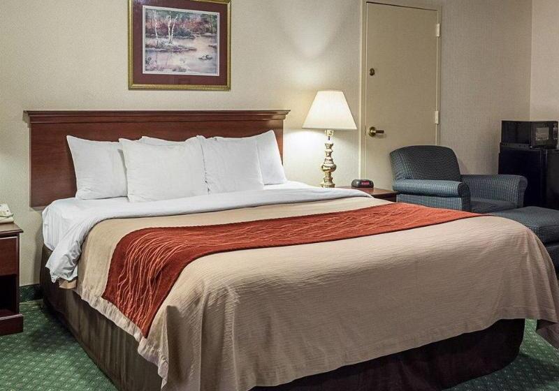 בית מלון כפרי Holiday Inn Express   Gloucester, An Ihg