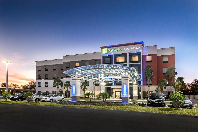 בית מלון כפרי Holiday Inn Express & Suites Lakeland South By Ihg