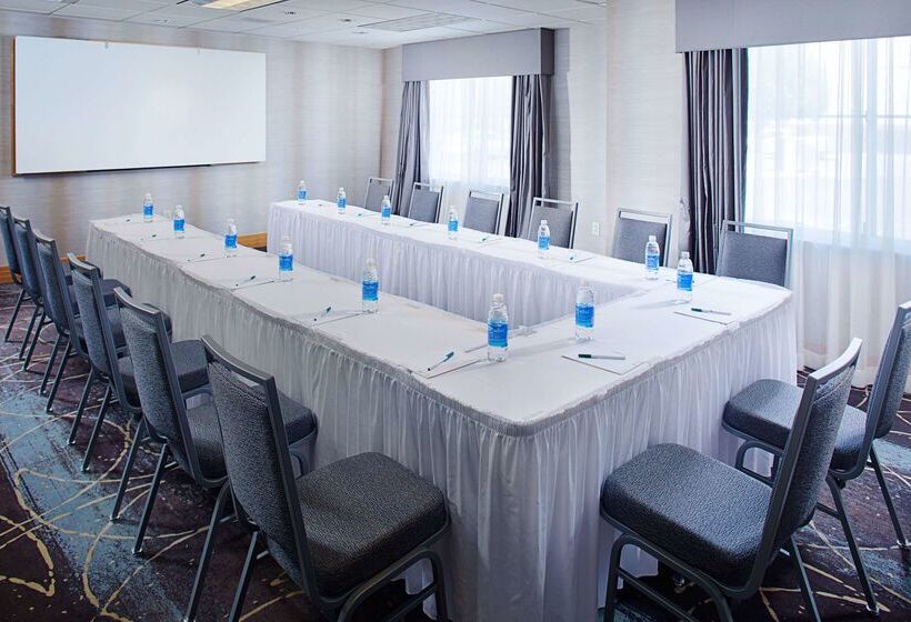 هتل Homewood Suites By Hilton Albuquerque Uptown