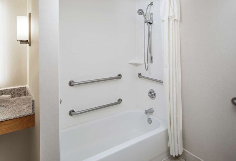 هتل Homewood Suites By Hilton Albuquerque Uptown