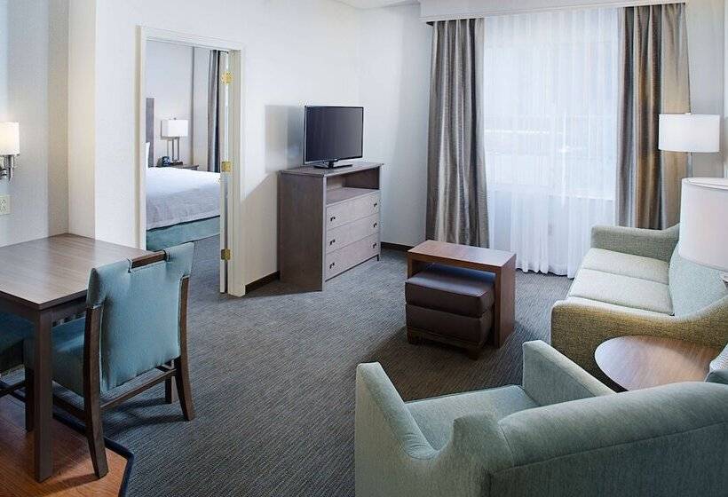 هتل Homewood Suites By Hilton Albuquerque Uptown