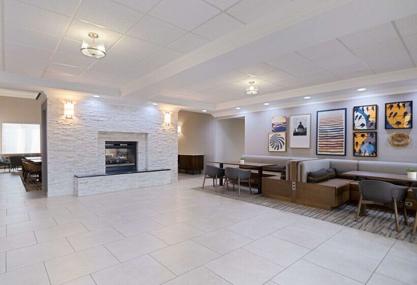 هتل Homewood Suites By Hilton Columbia