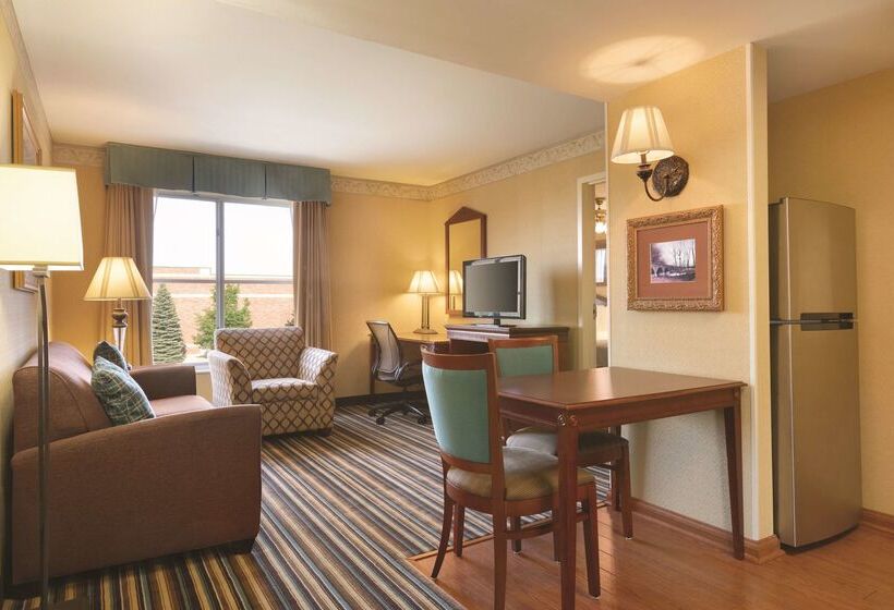 בית מלון כפרי Homewood Suites By Hilton Detroit Troy