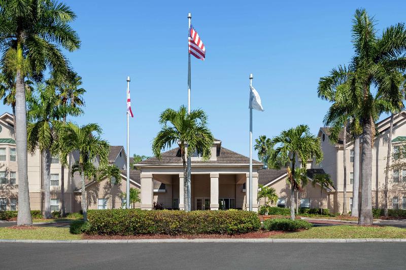 فندق Homewood Suites By Hilton Fort Myers