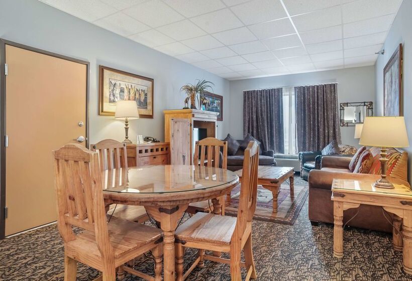 هتل Elevation Inn & Suites, Trademark Collection By Wyndham