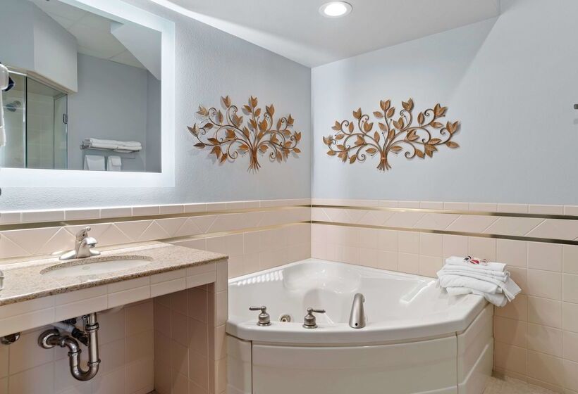 هتل Elevation Inn & Suites, Trademark Collection By Wyndham