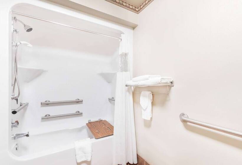 هتل Elevation Inn & Suites, Trademark Collection By Wyndham