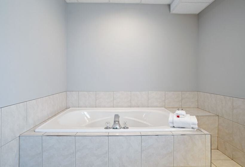 هتل Elevation Inn & Suites, Trademark Collection By Wyndham