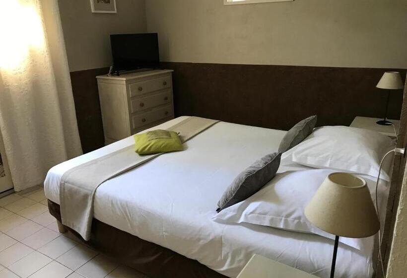 בית מלון כפרי Le Devem De Mirapier