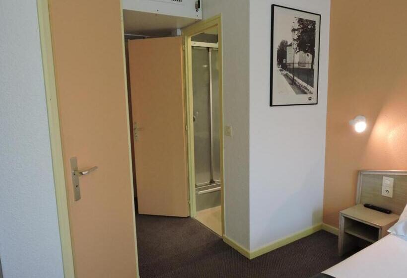 בית מלון כפרי Le Foron