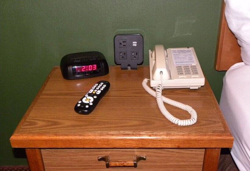 فندق New Victorian Inn & Suites Kearney