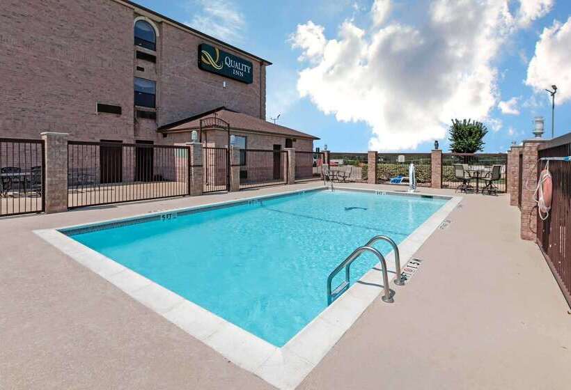 호텔 Quality Inn Buffalo