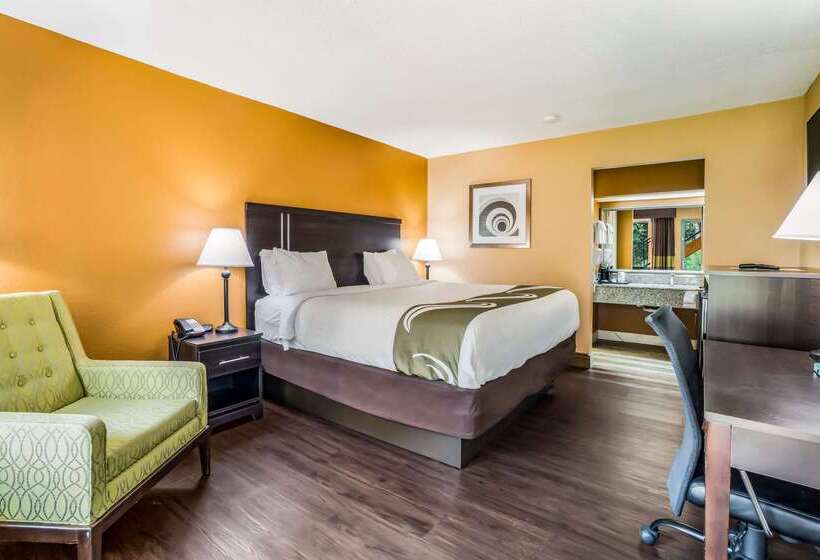 فندق Quality Inn & Suites Corinth West