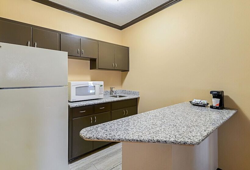 فندق Quality Inn & Suites