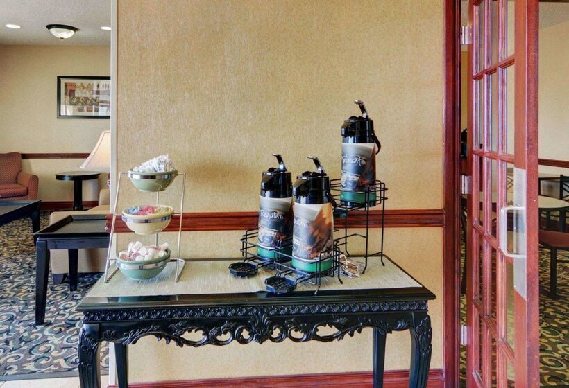 בית מלון כפרי Quality Inn & Suites Wichita Falls I 44