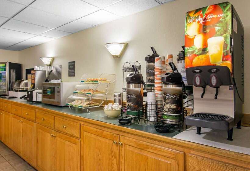 Отель Quality Inn Surfside Myrtle Beach