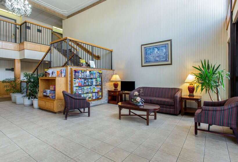 Отель Quality Inn Surfside Myrtle Beach