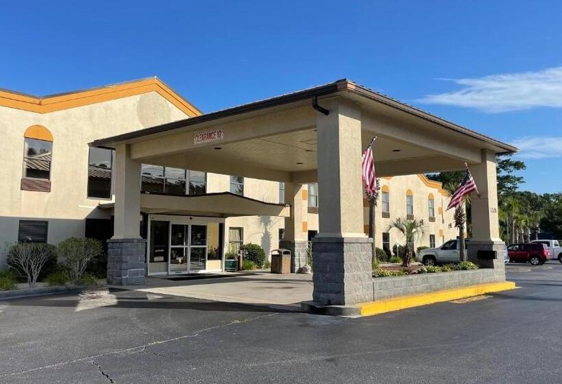 Отель Quality Inn Surfside Myrtle Beach