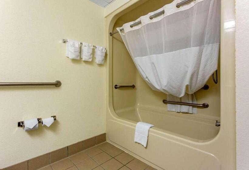 Отель Quality Inn Surfside Myrtle Beach