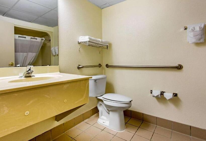 Отель Quality Inn Surfside Myrtle Beach