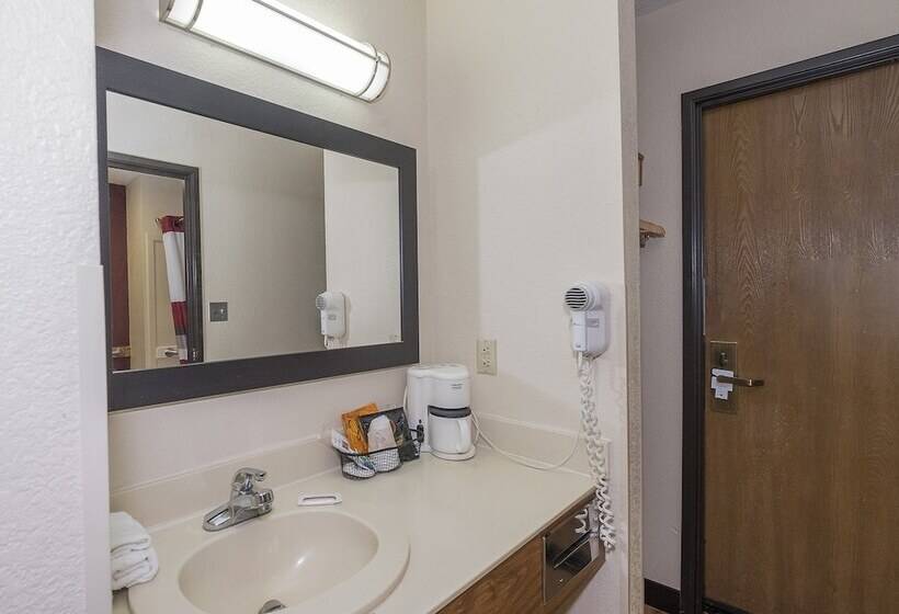 ホテル Red Roof Inn & Suites Hermitage