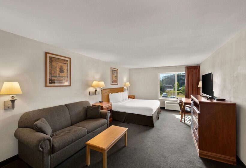 בית מלון כפרי Rodeway Inn & Suites