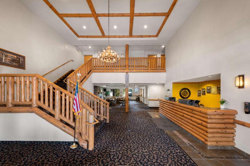 בית מלון כפרי Rodeway Inn & Suites