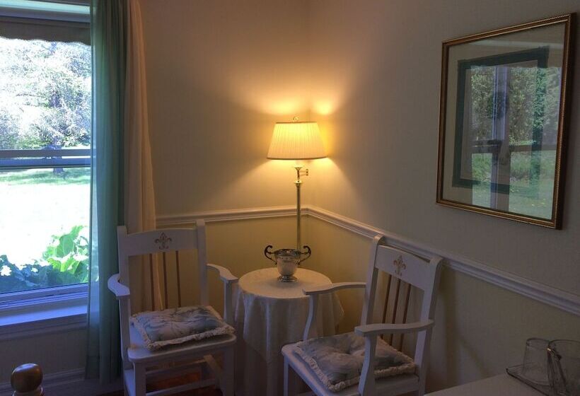مبيت وإفطار The Parrsboro Mansion Inn
