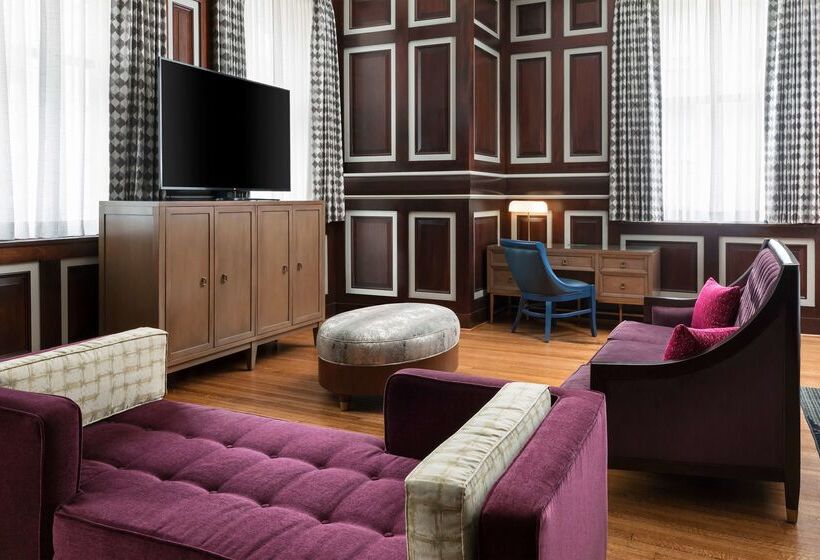 Hampton Inn & Suites Baltimore Inner Harbor