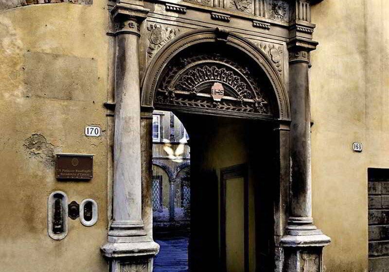 هتل A Palazzo Busdraghi Residenza D'epoca