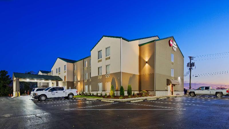 Best Western Plus Russellville Hotel & Suites
