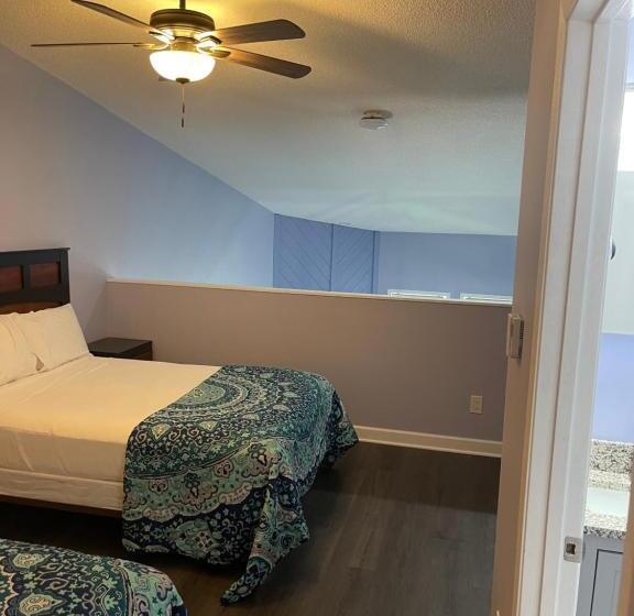 هتل Caribbean Club Resort