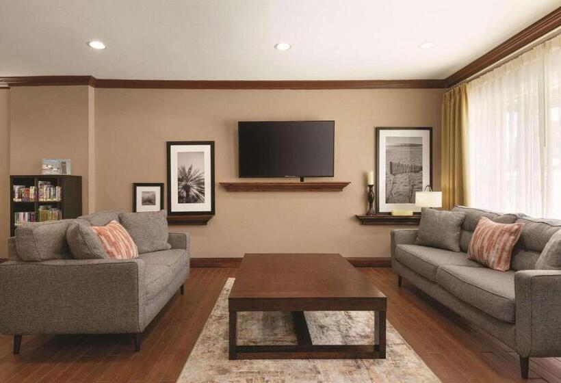 هتل Country Inn & Suites By Radisson, Portland, Tx