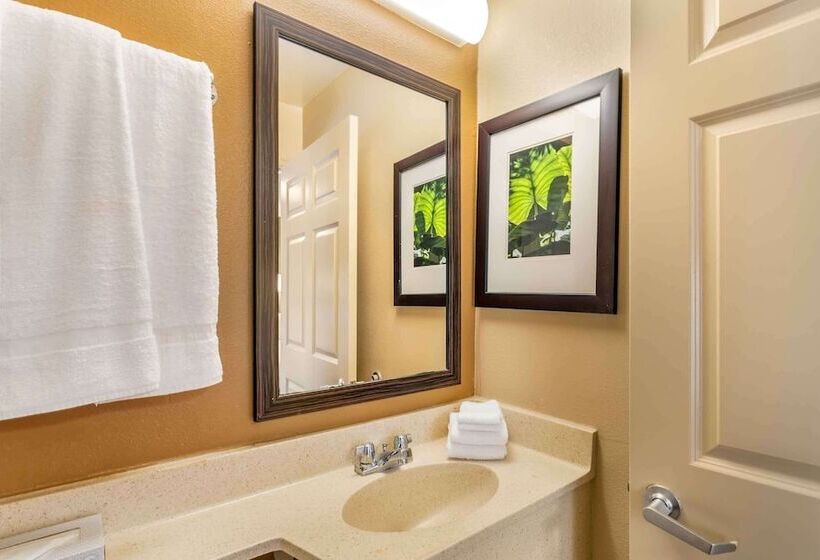 هتل Extended Stay America Select Suites   Chesapeake   Churchland Blvd