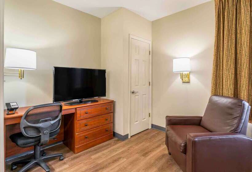 هتل Extended Stay America Suites  Chesapeake  Greenbrier Circle