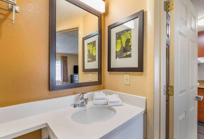 هتل Extended Stay America Suites  Chesapeake  Greenbrier Circle